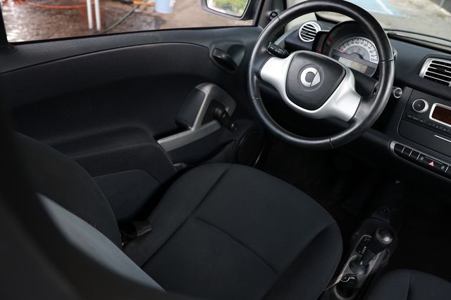 2012 smart Fortwo 2dr Coupe Pure - 23002980 - 16