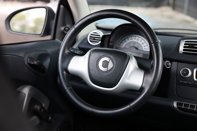 2012 smart Fortwo 2dr Coupe Pure - 23002980 - 24