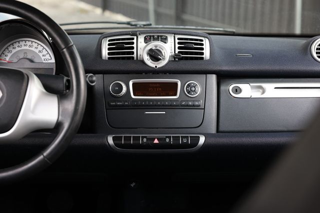2012 smart Fortwo 2dr Coupe Pure - 23002980 - 29