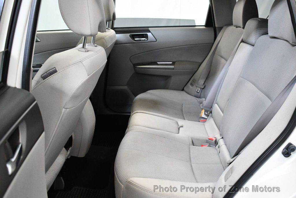 2012 Subaru Forester 2.5X Premium photo 10