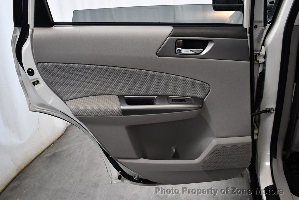 2012 Subaru Forester 2.5X Premium photo 35