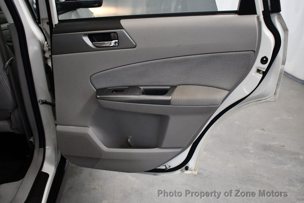 2012 Subaru Forester 2.5X Premium photo 36
