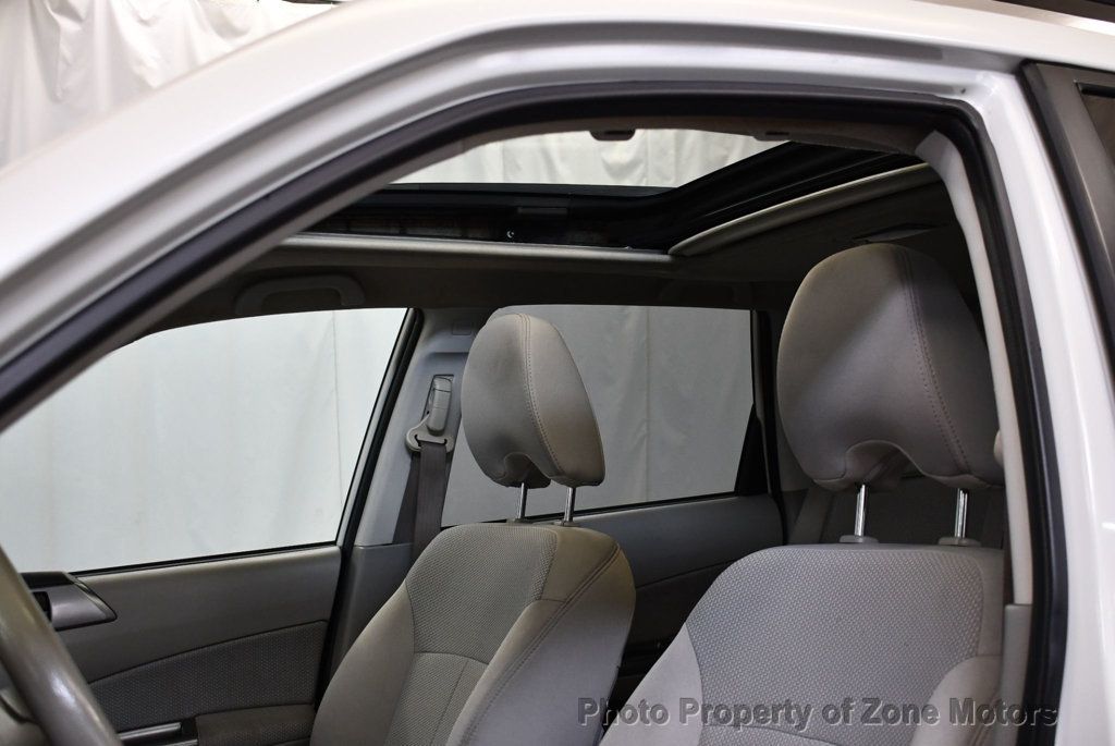 2012 Subaru Forester 2.5X Premium photo 7