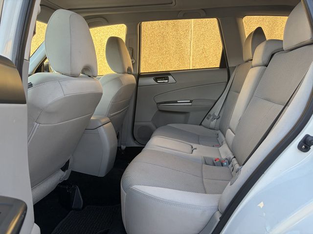 2012 Subaru Forester 4dr Automatic 2.5X Premium - 22953469 - 31