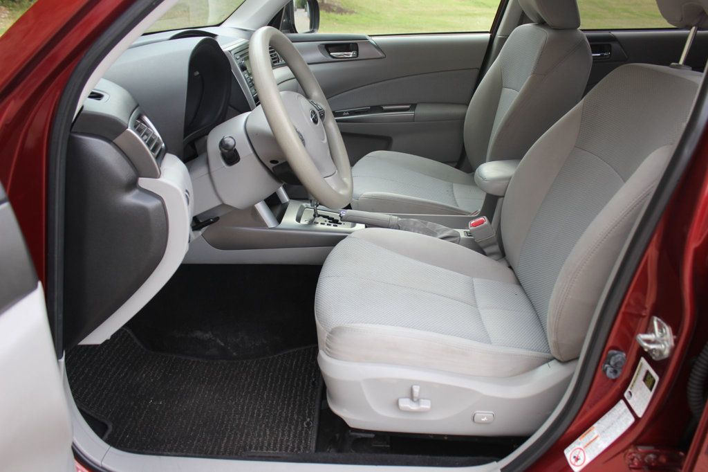 2012 Subaru Forester 2.5X Premium photo 14