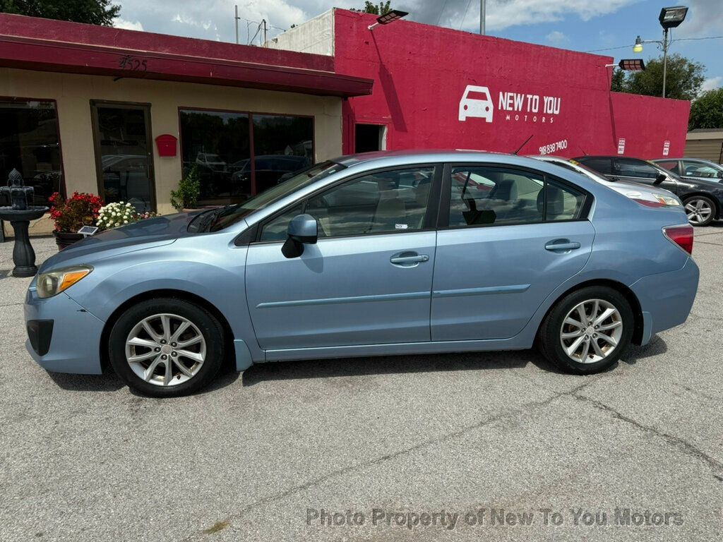 2012 Subaru Impreza 2.0i Premium photo 11