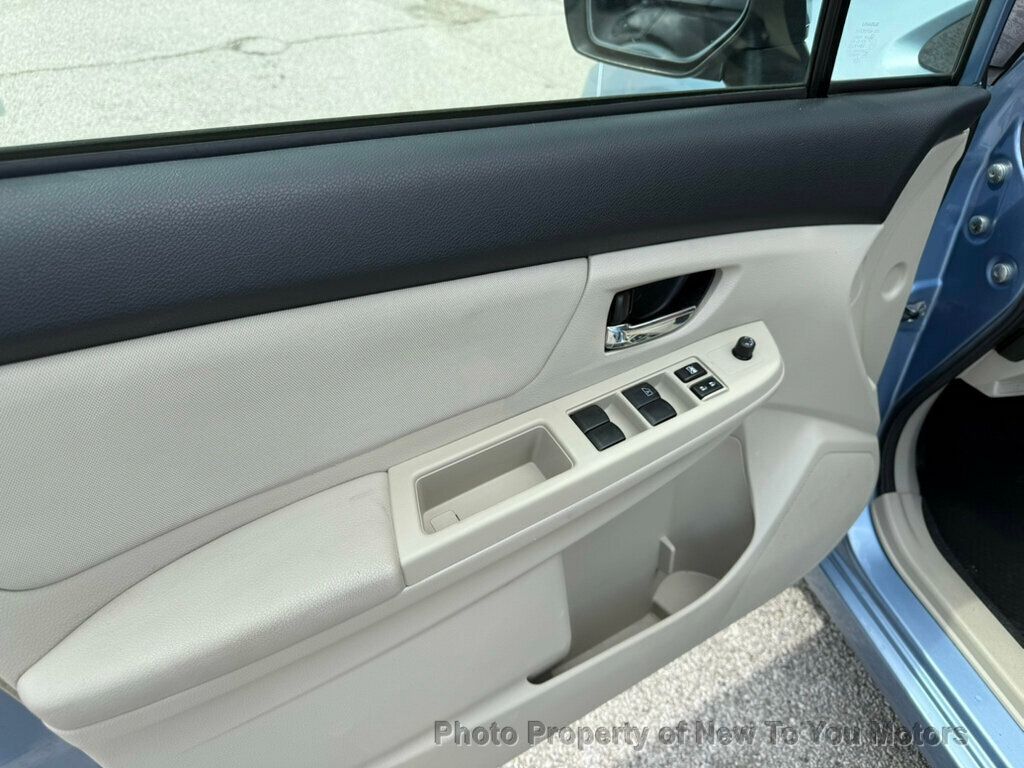 2012 Subaru Impreza 2.0i Premium photo 14
