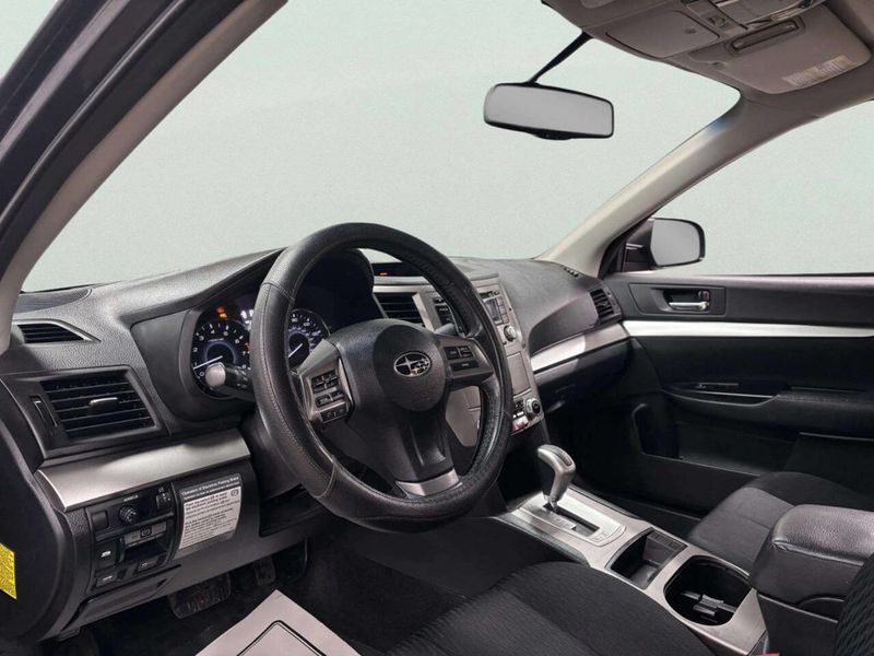 2012 Subaru Legacy 4dr Sedan H4 Automatic 2.5i Premium - 22978234 - 10