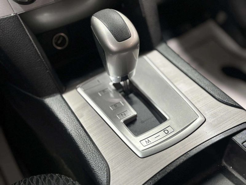 2012 Subaru Legacy 4dr Sedan H4 Automatic 2.5i Premium - 22978234 - 23