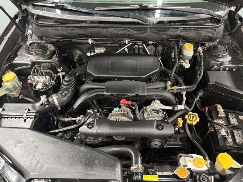 2012 Subaru Legacy 4dr Sedan H4 Automatic 2.5i Premium - 22978234 - 8