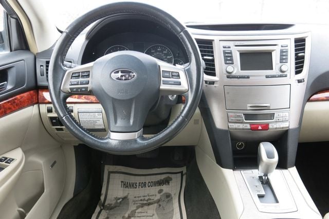 2012 Subaru Outback 4dr Wagon H4 Automatic 2.5i Limited - 22982866 - 19