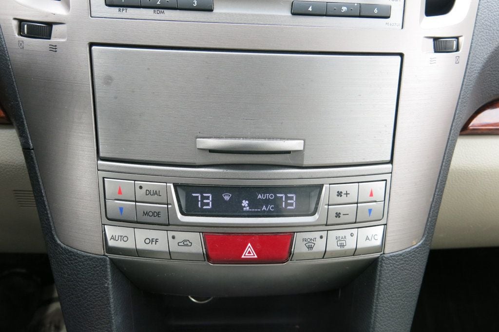 2012 Subaru Outback 4dr Wagon H4 Automatic 2.5i Limited - 22982866 - 27