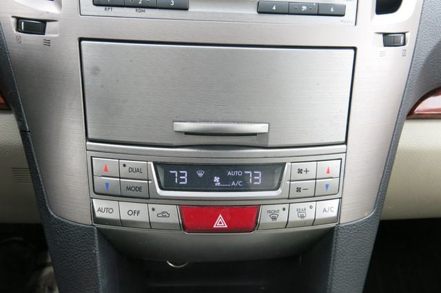 2012 Subaru Outback 4dr Wagon H4 Automatic 2.5i Limited - 22982866 - 27