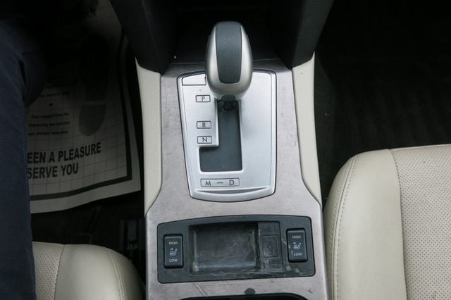 2012 Subaru Outback 4dr Wagon H4 Automatic 2.5i Limited - 22982866 - 28