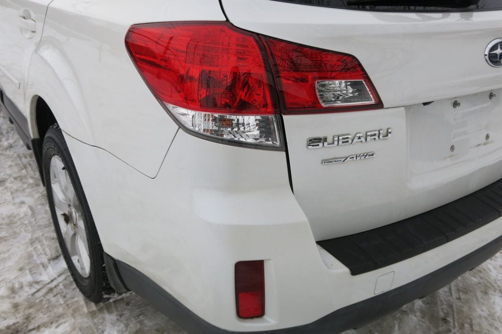2012 Subaru Outback 4dr Wagon H4 Automatic 2.5i Limited - 22982866 - 39