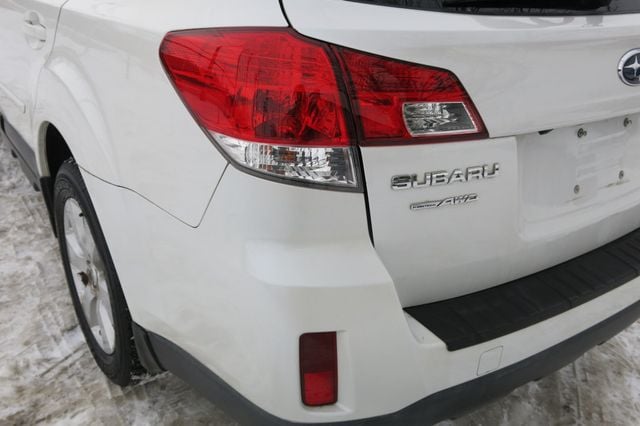 2012 Subaru Outback 4dr Wagon H4 Automatic 2.5i Limited - 22982866 - 39