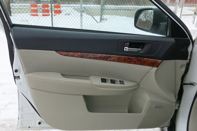 2012 Subaru Outback 4dr Wagon H4 Automatic 2.5i Limited - 22982866 - 46