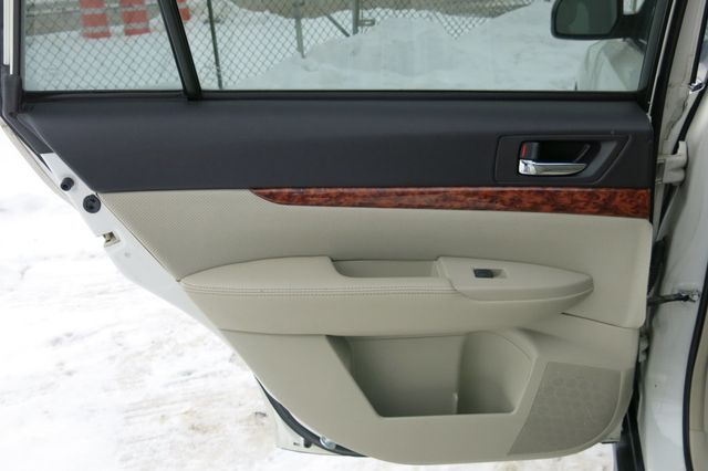 2012 Subaru Outback 4dr Wagon H4 Automatic 2.5i Limited - 22982866 - 48