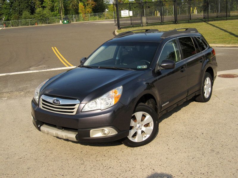 2012 Subaru Outback 2.5i Limited photo 4