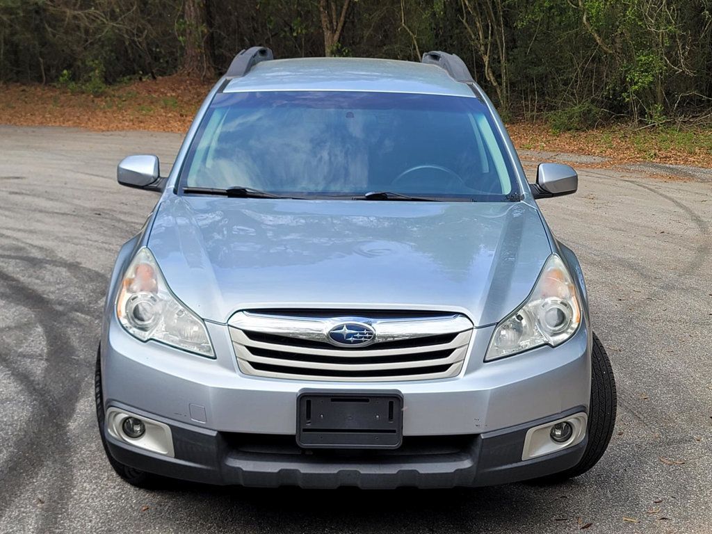 2012 Subaru Outback 2.5i Premium photo 2