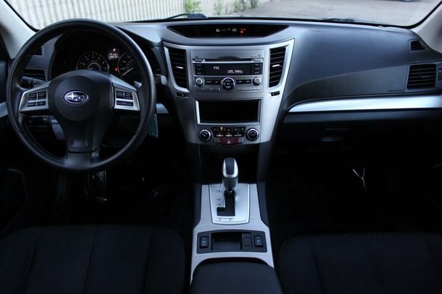 2012 Subaru Outback ONE OWNER AWD 2.5i - 23069605 - 11