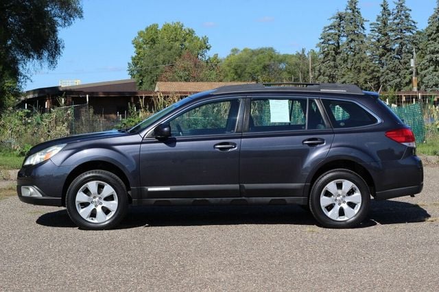 2012 Subaru Outback ONE OWNER AWD 2.5i - 23069605 - 16