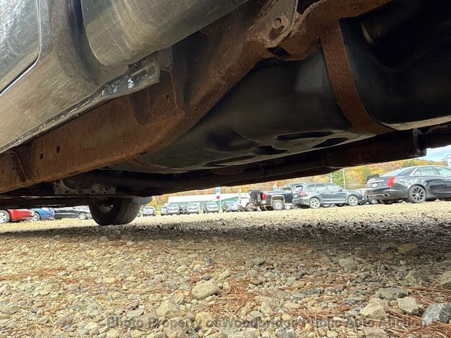 2012 Suzuki Equator 4WD Crew Cab V6 Automatic Sport Long Bed - 22947870 - 18