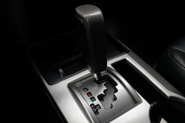 2012 Toyota 4Runner  - 22944360 - 17