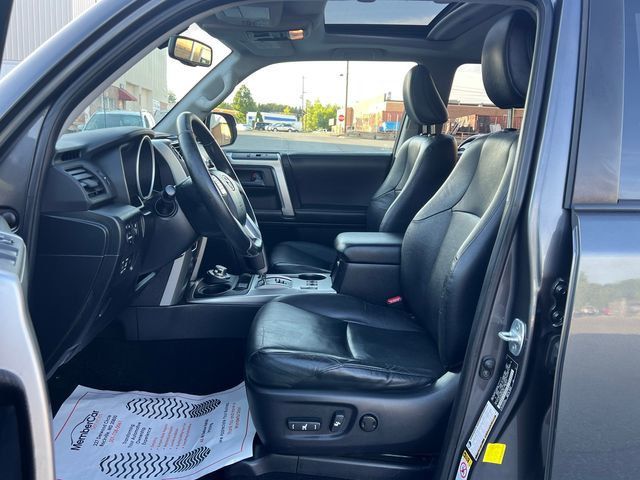 2012 Toyota 4Runner 4WD 4dr V6 SR5 - 23037711 - 11