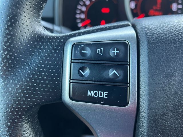 2012 Toyota 4Runner 4WD 4dr V6 SR5 - 23037711 - 21