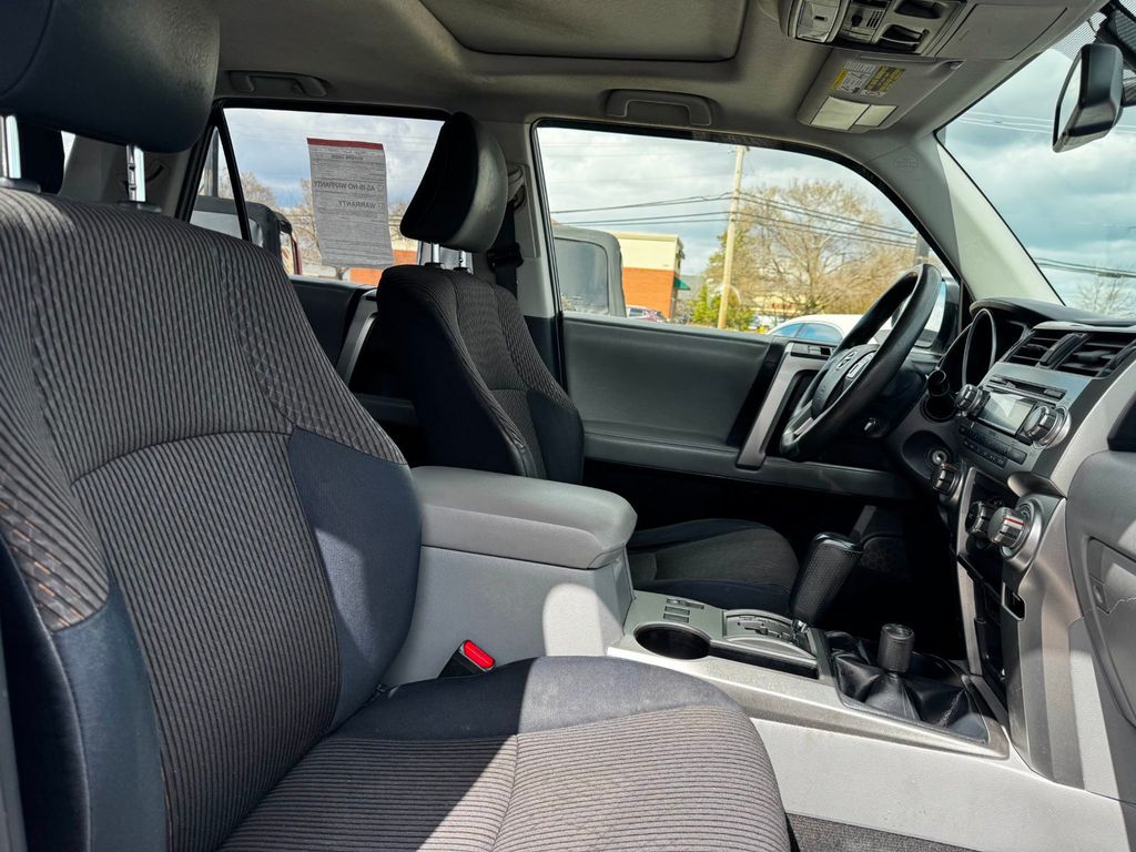 2012 Toyota 4Runner 4WD 4dr V6 SR5 - 23006039 - 17