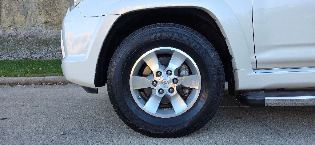 2012 Toyota 4Runner LOW MILES Loaded Rare 3rd Row Tow CLEAN 615-300-6004 - 22935897 - 35