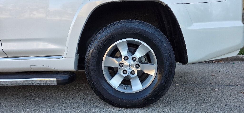 2012 Toyota 4Runner LOW MILES Loaded Rare 3rd Row Tow CLEAN 615-300-6004 - 22935897 - 38