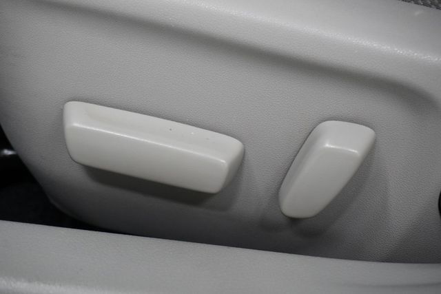 2012 Toyota Camry  - 23000292 - 13