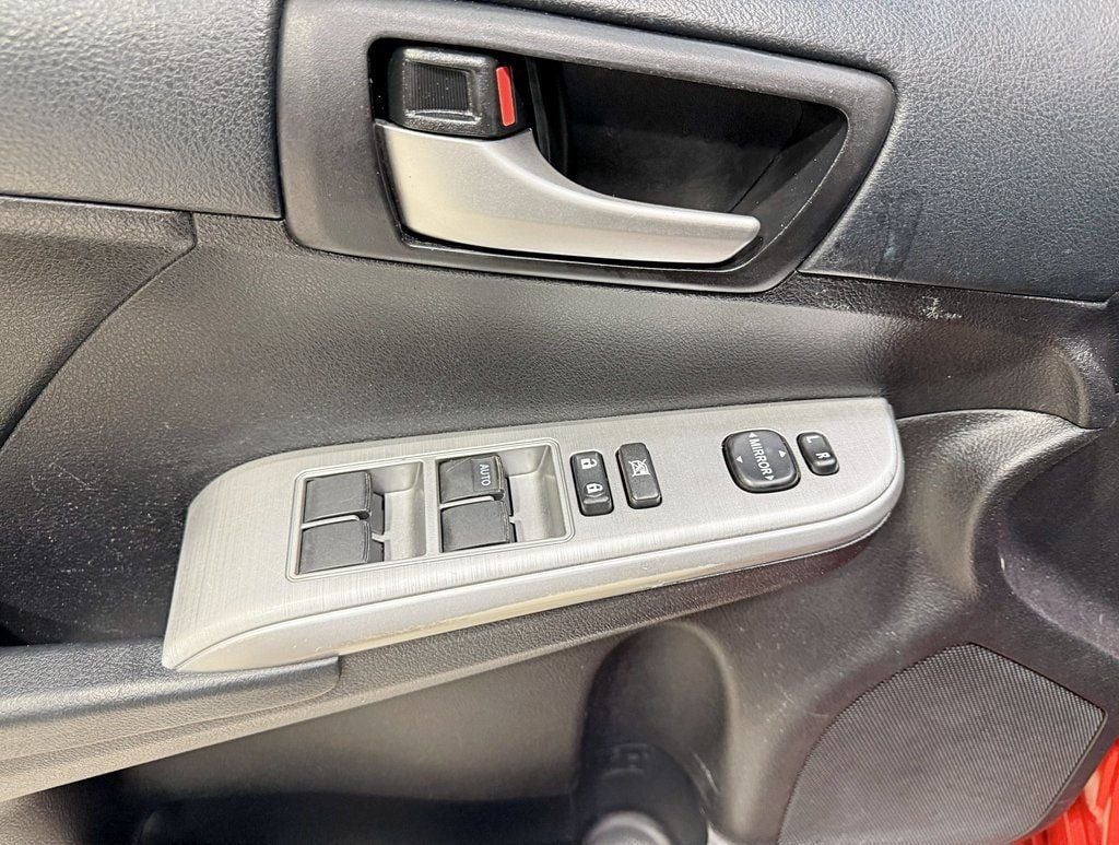 2012 Toyota Camry  - 22960541 - 27