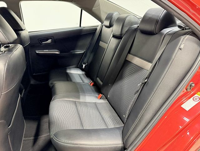 2012 Toyota Camry  - 22960541 - 29