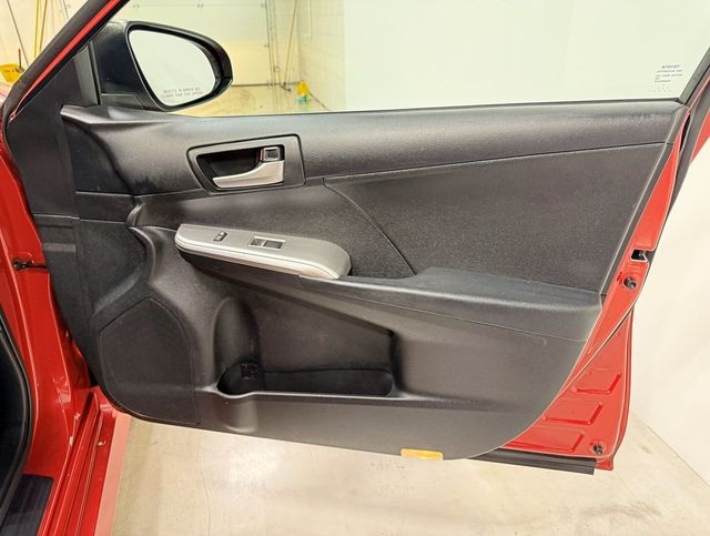 2012 Toyota Camry  - 22960541 - 36