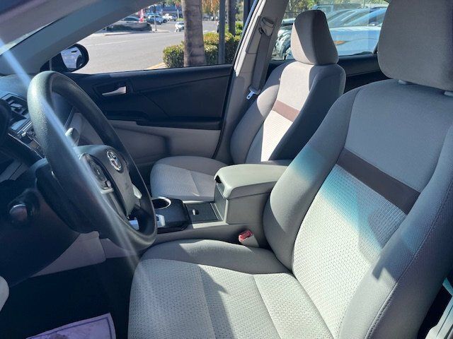 2012 Toyota Camry  - 22937336 - 4