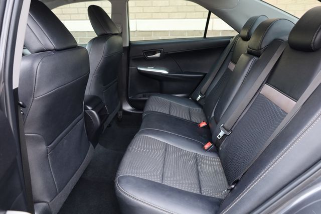 2012 Toyota Camry  - 22995268 - 18