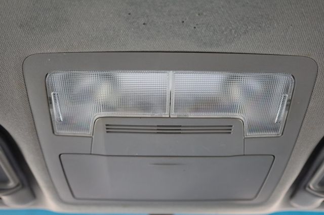 2012 Toyota Camry  - 22995268 - 34