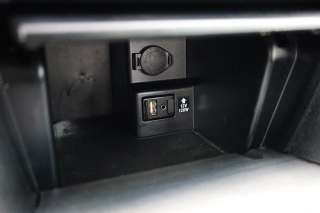 2012 Toyota Camry  - 22995268 - 35