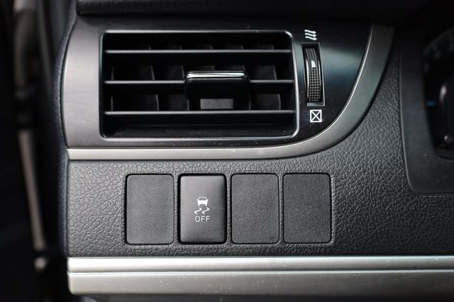 2012 Toyota Camry 4dr Sedan I4 Automatic L - 22995268 - 32