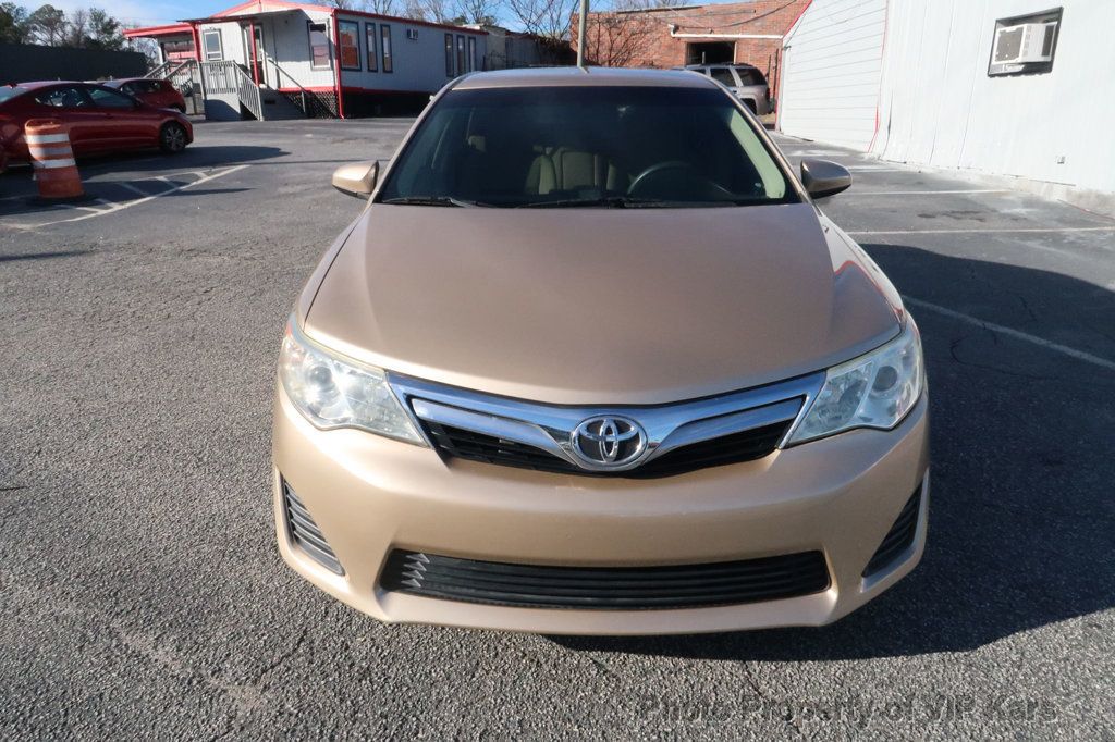 2012 Toyota Camry 4dr Sedan I4 Automatic LE - 22749286 - 1