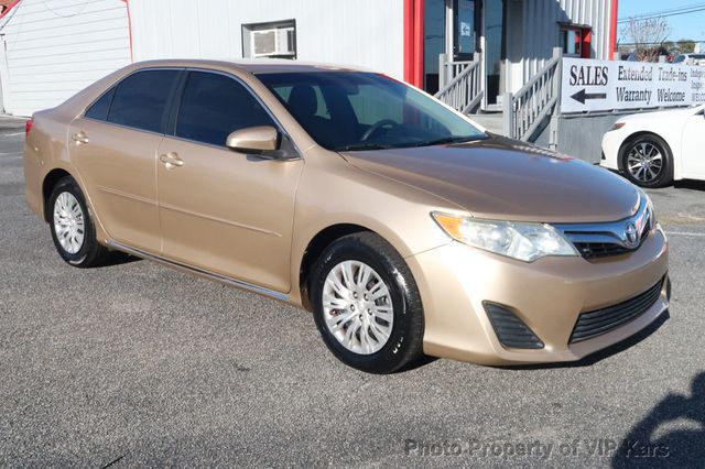 2012 Toyota Camry 4dr Sedan I4 Automatic LE - 22749286 - 2