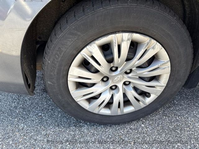 2012 Toyota Camry 4dr Sedan I4 Automatic LE - 23000129 - 15