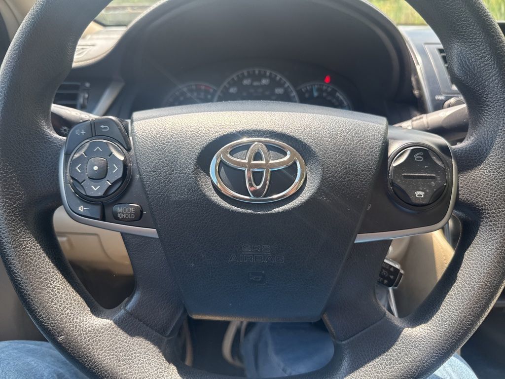 2012 Toyota Camry 4dr Sedan I4 Automatic LE - 23031662 - 10