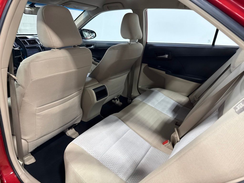 2012 Toyota Camry 4dr Sedan I4 Automatic LE - 23031662 - 25