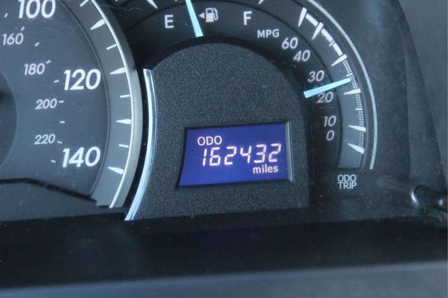 2012 Toyota Camry 4dr Sedan I4 Automatic LE - 23026151 - 8