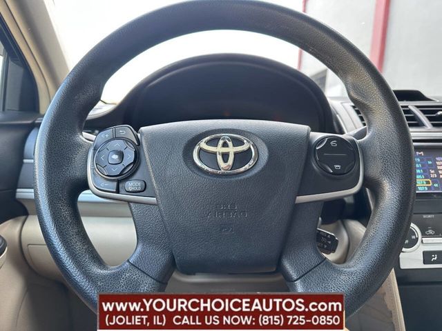 2012 Toyota Camry 4dr Sedan I4 Automatic LE - 22737597 - 19