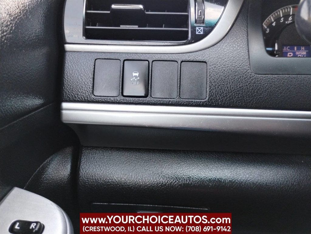 2012 Toyota Camry 4dr Sedan I4 Automatic LE - 22897001 - 28